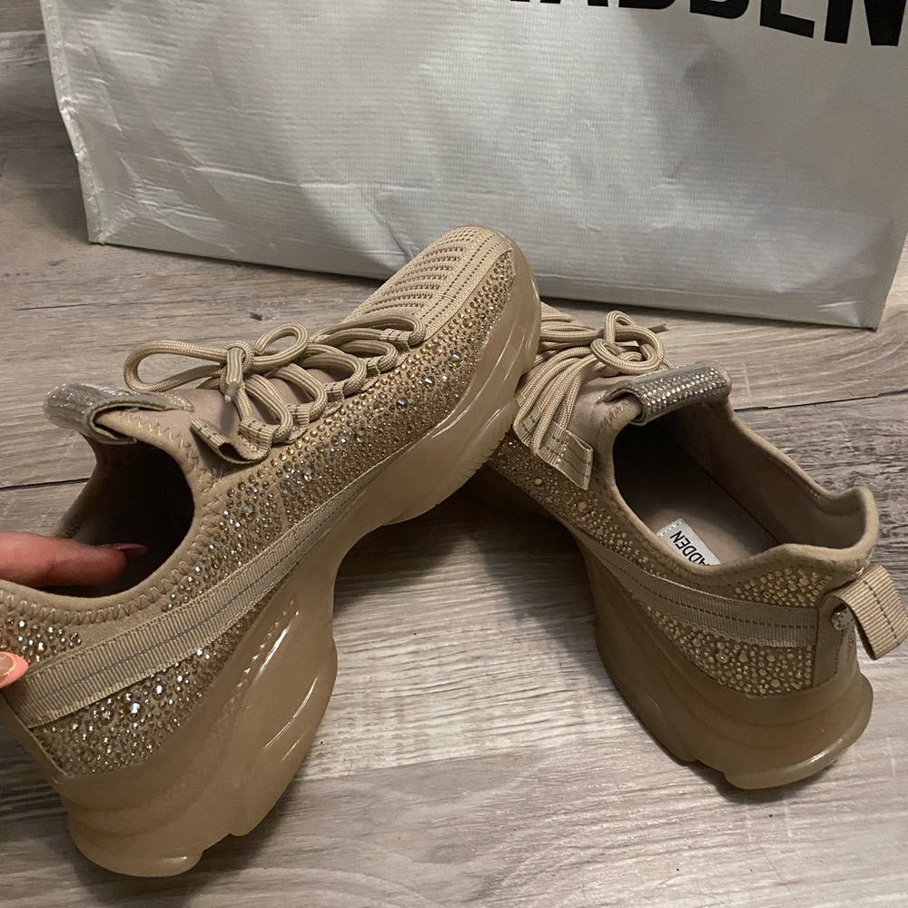 Steve Madden Sneakers